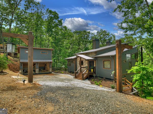 590 Deer Crest Road, Blue Ridge, GA 30513