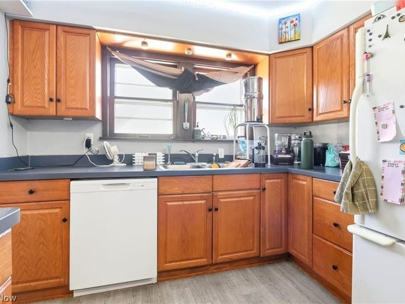 3319 W 111th Street, Cleveland, OH 44111 Photo 11