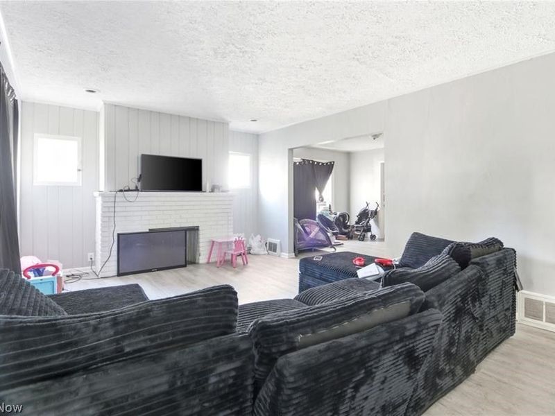 3319 W 111th Street, Cleveland, OH 44111 Photo 23