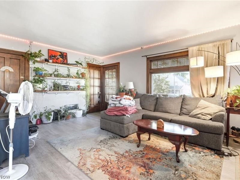 3319 W 111th Street, Cleveland, OH 44111 Photo 8