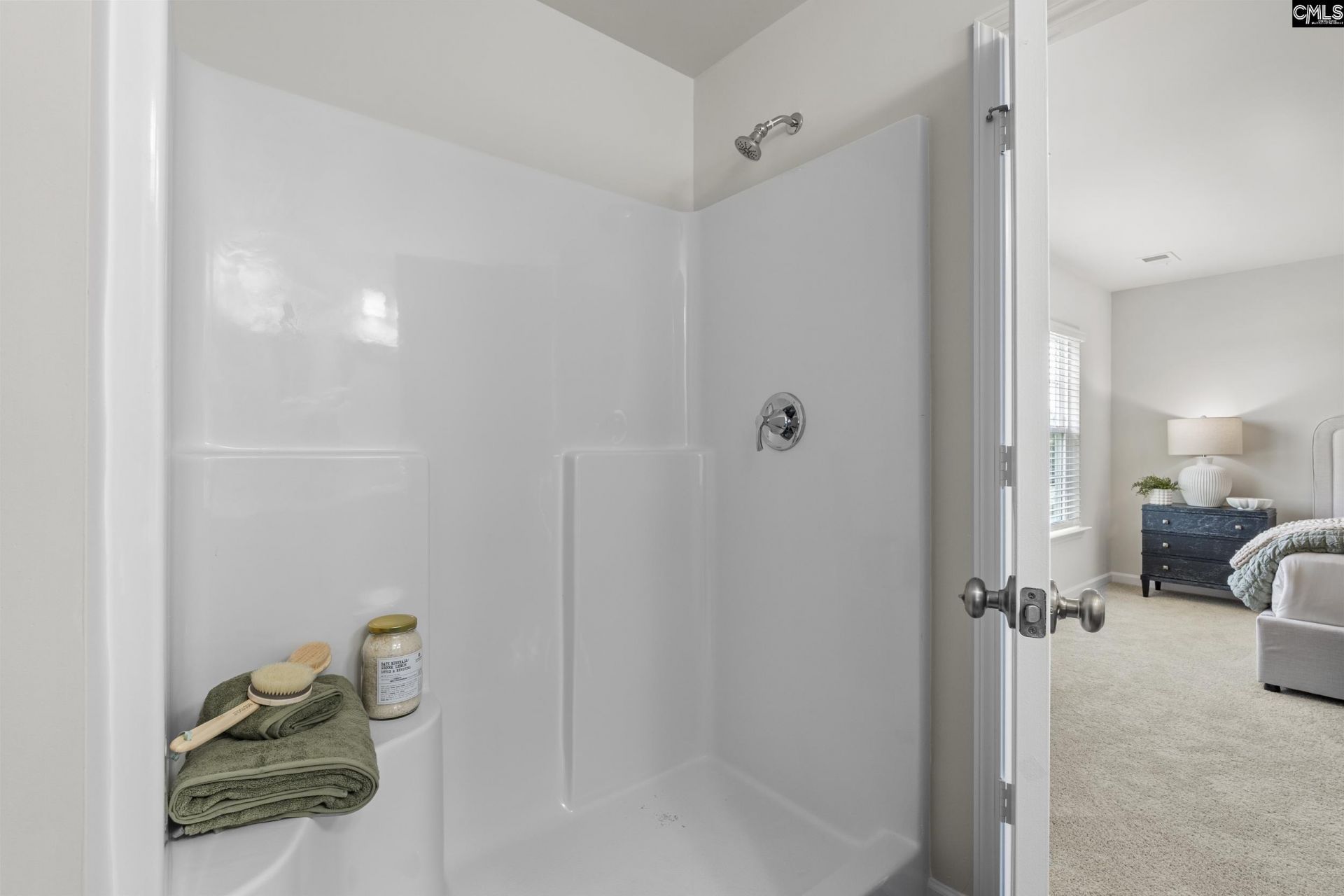 325 South Lake Court Photo 17