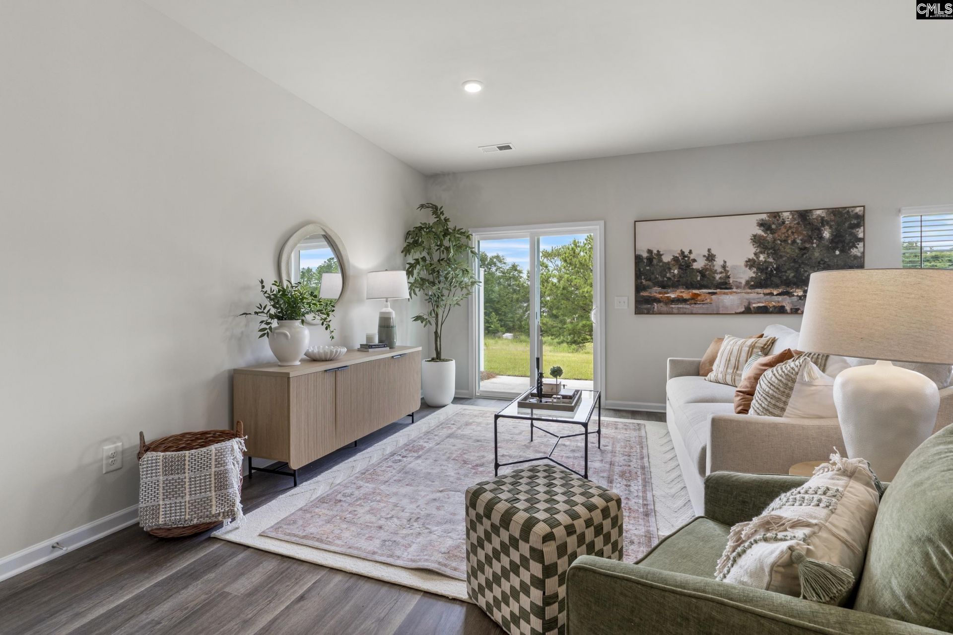 325 South Lake Court Photo 4