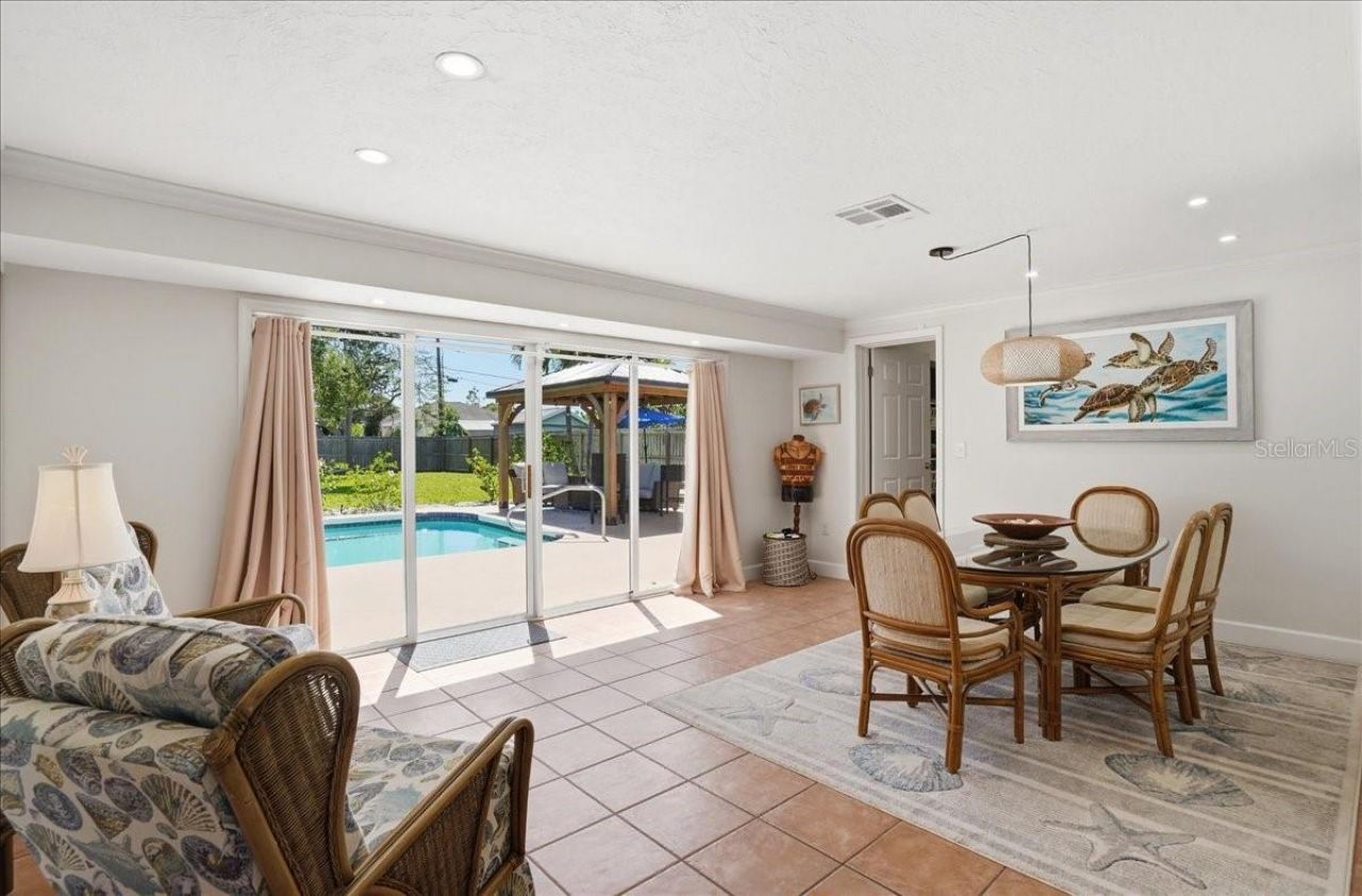 1129 Riviera Street, Venice, FL 34285 Photo