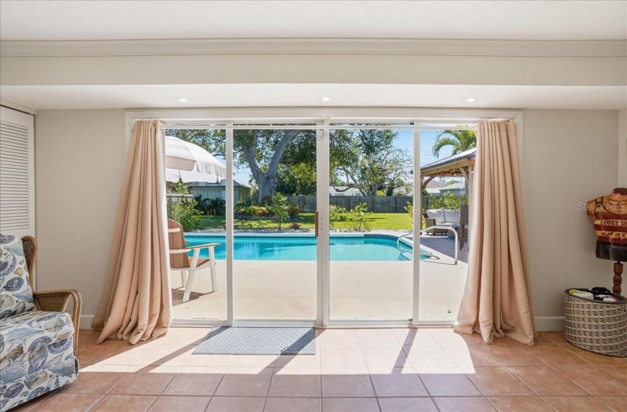 1129 Riviera Street, Venice, FL 34285 Photo