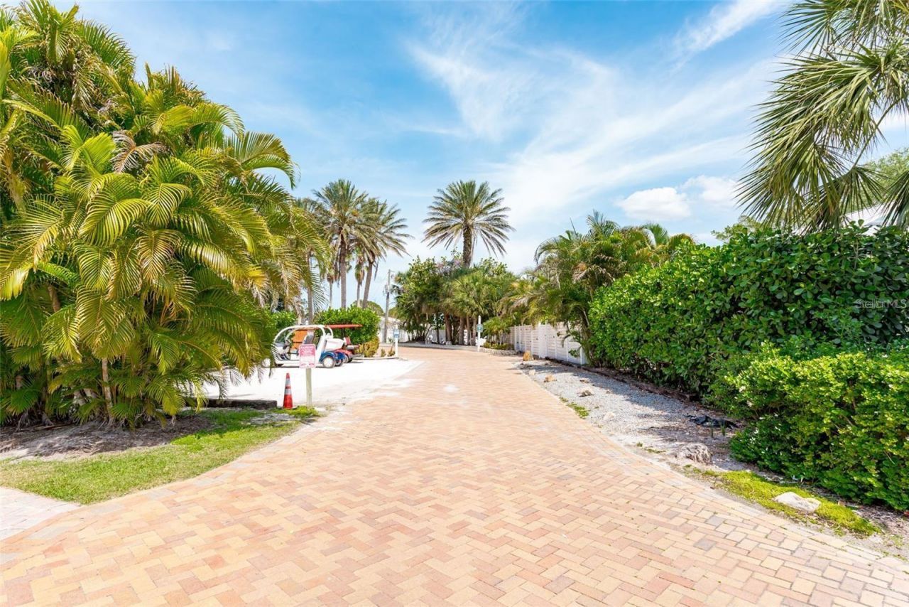 1129 Riviera Street, Venice, FL 34285 Photo