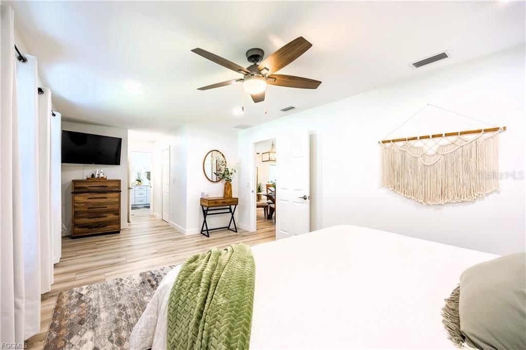 420 SW 37th Street , Cape Coral, FL 33914 Photo