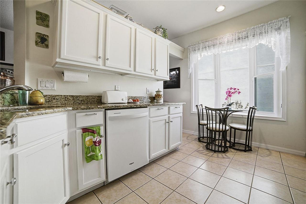 934 Dekleva Drive , Apopka, FL 32712 Photo