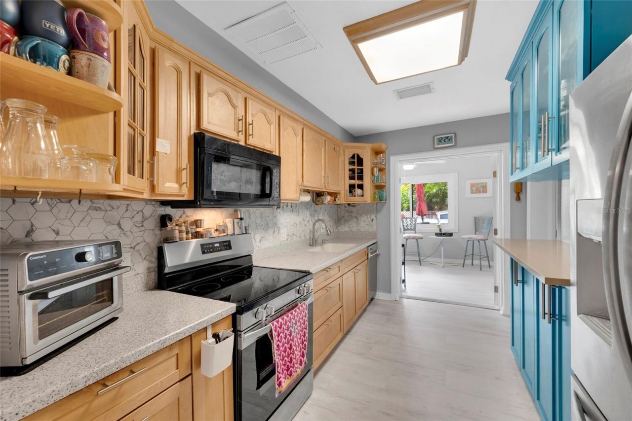 317 Crystal Beach Avenue , Crystal Beach, FL 34681 Photo