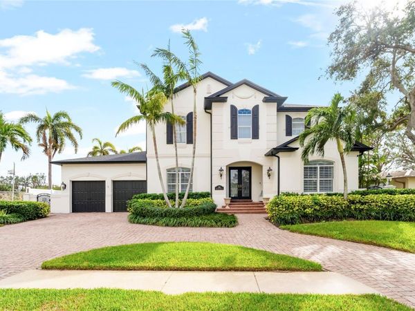 356 BELLEAIR DRIVE NE, ST PETERSBURG, FL 33704