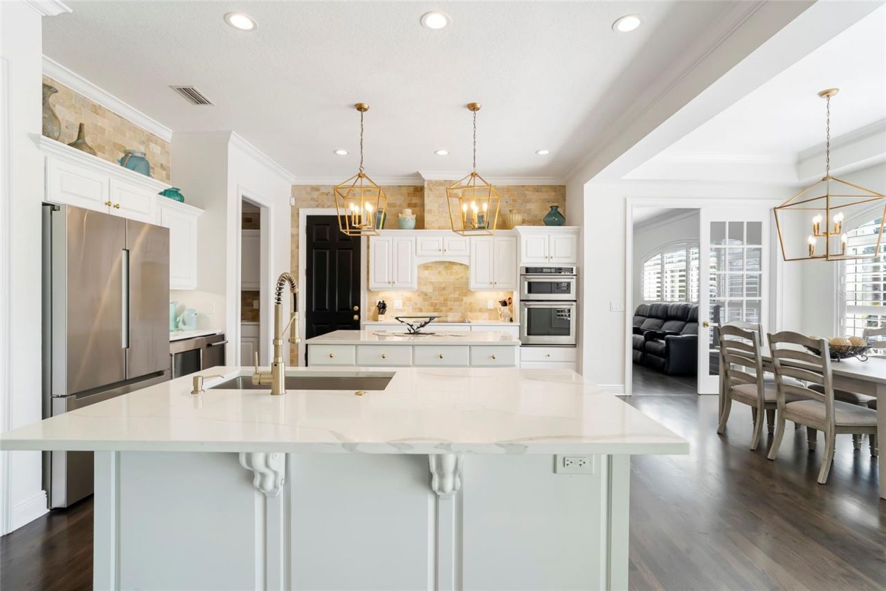 356 Belleair Drive Ne, Saint Petersburg, FL 33704 Photo