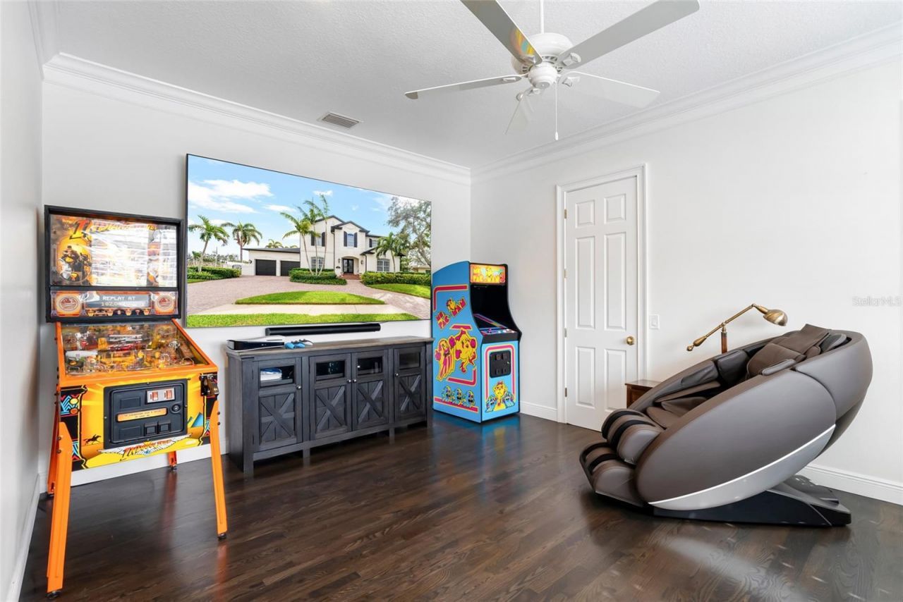 356 Belleair Drive Ne, Saint Petersburg, FL 33704 Photo