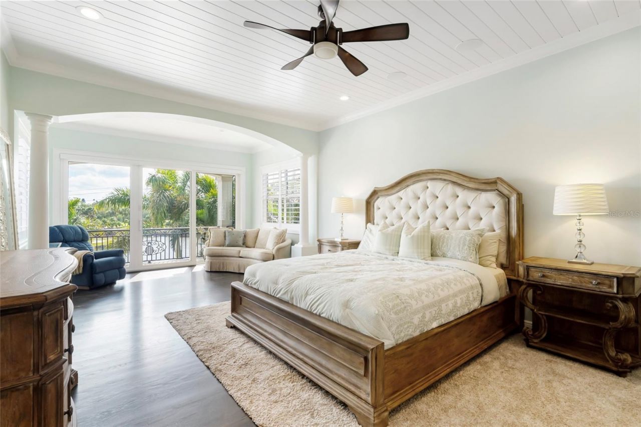 356 Belleair Drive Ne, Saint Petersburg, FL 33704 Photo
