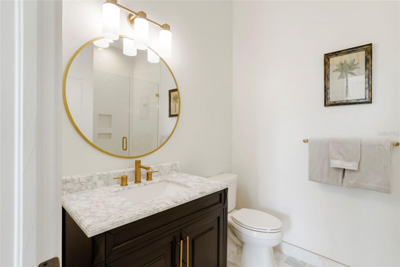 356 Belleair Drive Ne, Saint Petersburg, FL 33704 Photo