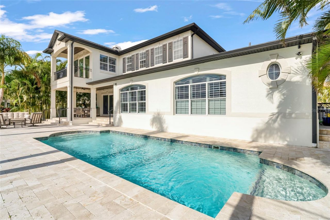 356 Belleair Drive Ne, Saint Petersburg, FL 33704 Photo