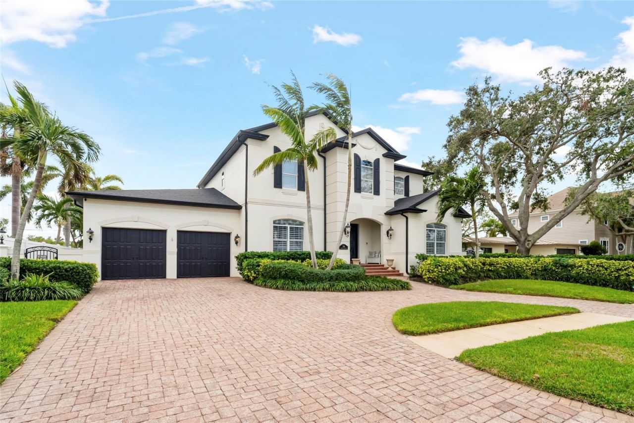356 Belleair Drive Ne, Saint Petersburg, FL 33704 Photo