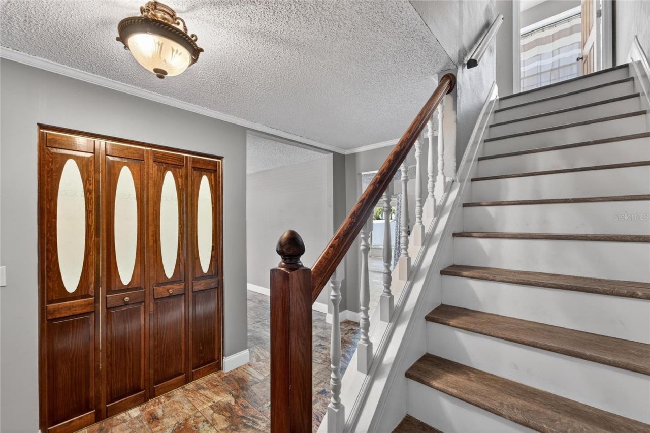 601 Weathervane Court, Brandon, FL 33511 Photo