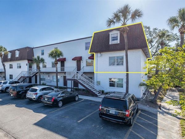 9001 TUDOR DRIVE , Unit H210, TAMPA, FL 33615