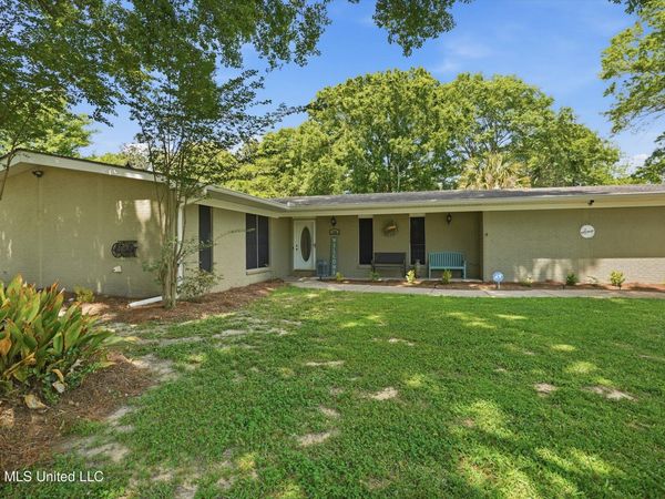 100 Crimson Lane, Brandon, MS 39042