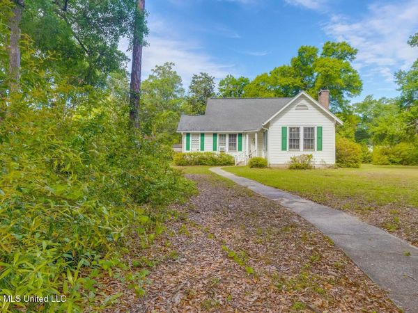 2313 Gulf Avenue, Gulfport, MS 39501