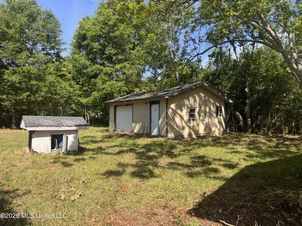 8520 Hyacinth Way, Moss Point, MS 39562