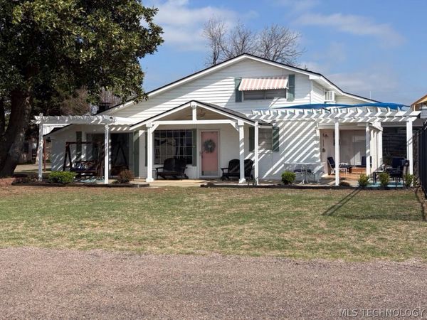 1498 Wagon Train Road , Kingston, OK 73439