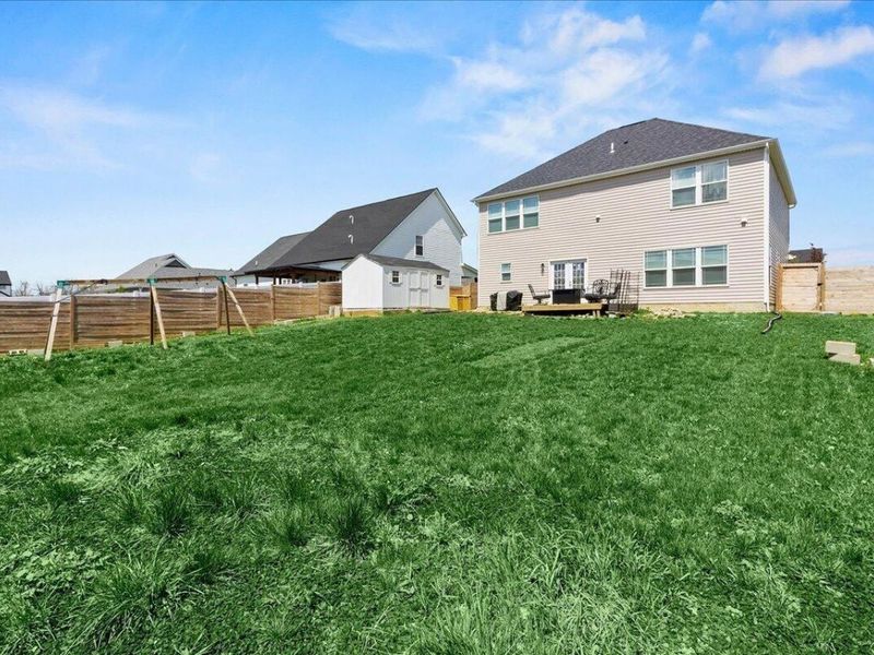 1604 Raymond Avenue , Bellefontaine, OH 43311 Photo 3