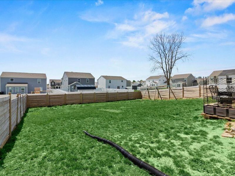 1604 Raymond Avenue , Bellefontaine, OH 43311 Photo 4