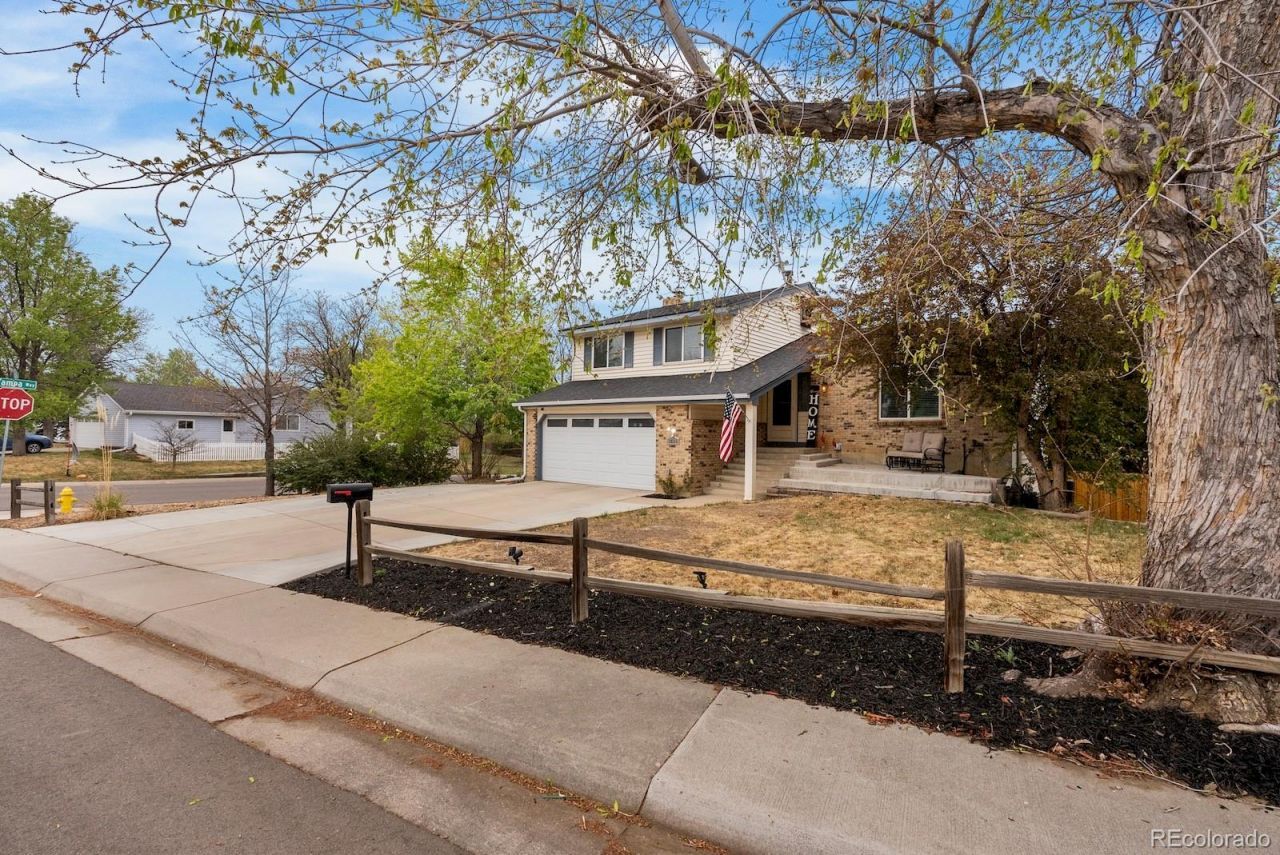 3699 S Zeno Way, Aurora, CO 80013 Main Photo