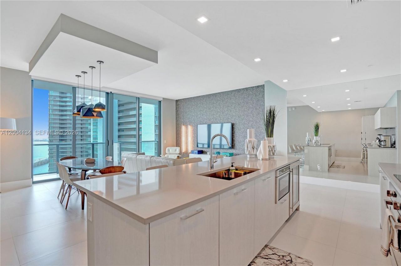 501 NE 31st St , Unit PH4102, Miami, FL 33137 Photo
