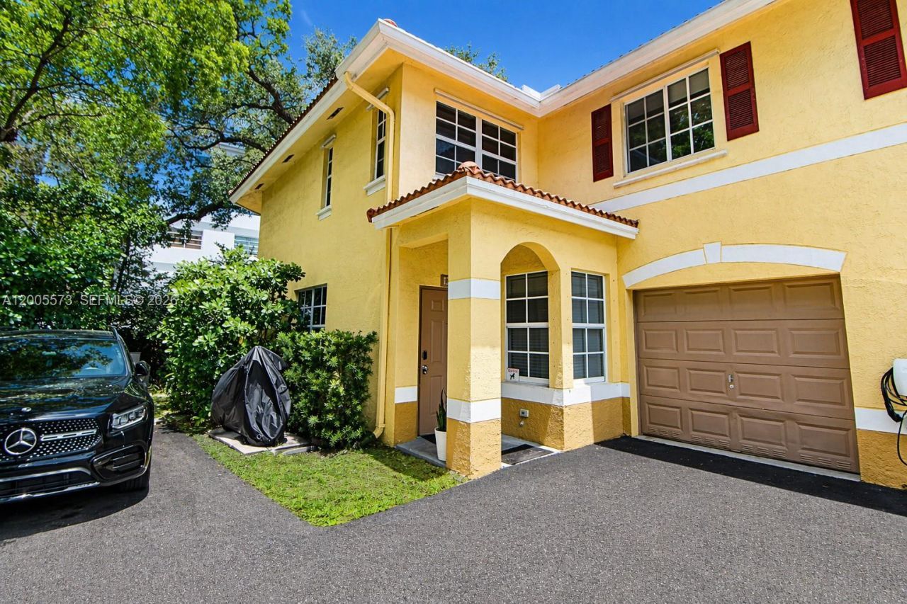 8940 NE 8th Ave, Unit 1201, Miami, FL 33138 Photo