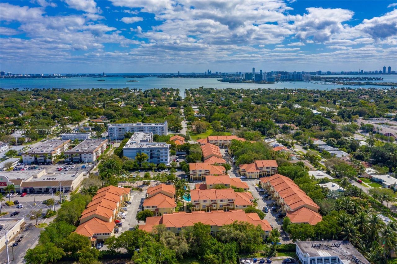 8940 NE 8th Ave, Unit 1201, Miami, FL 33138 Photo