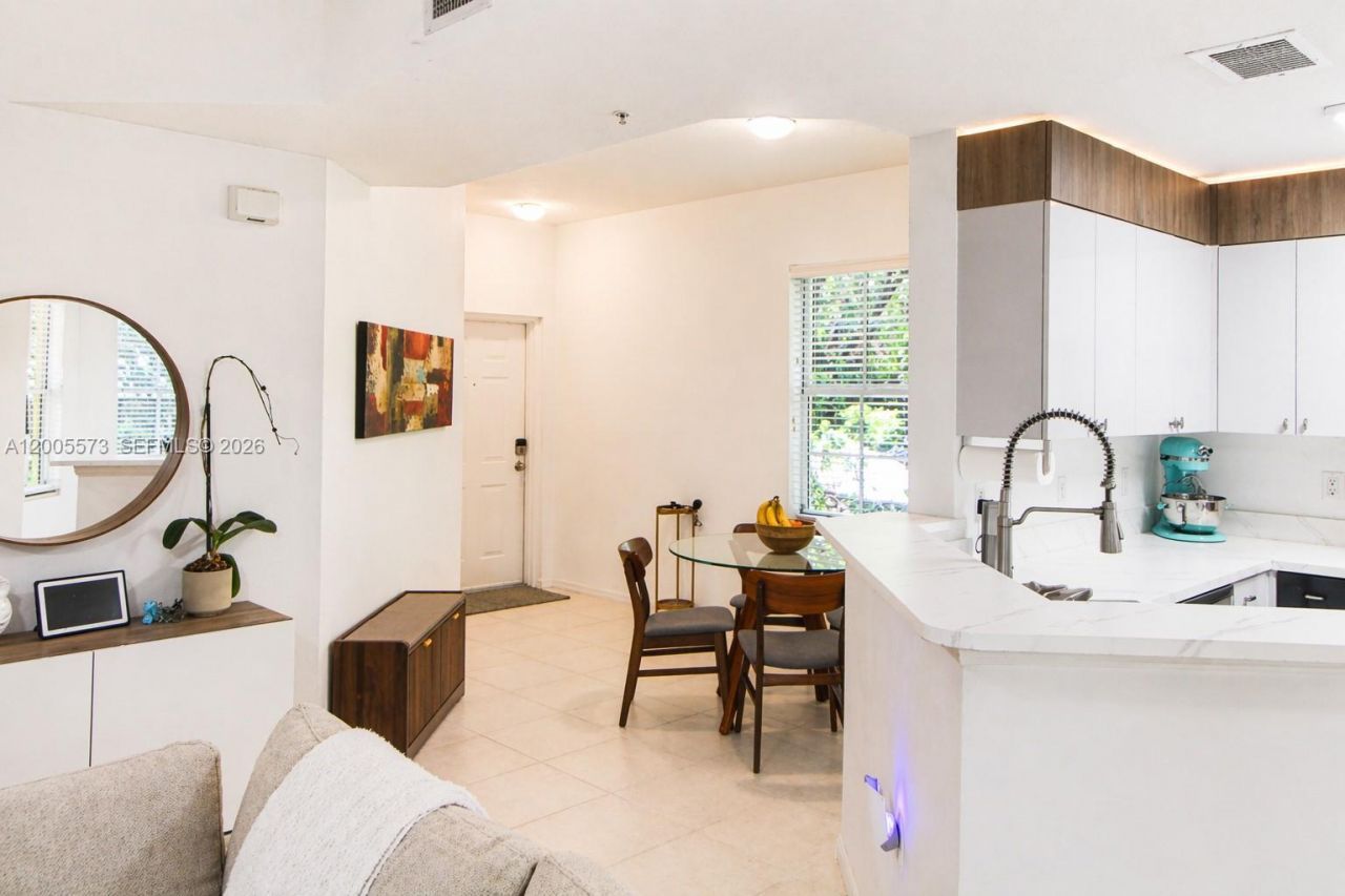 8940 NE 8th Ave, Unit 1201, Miami, FL 33138 Photo