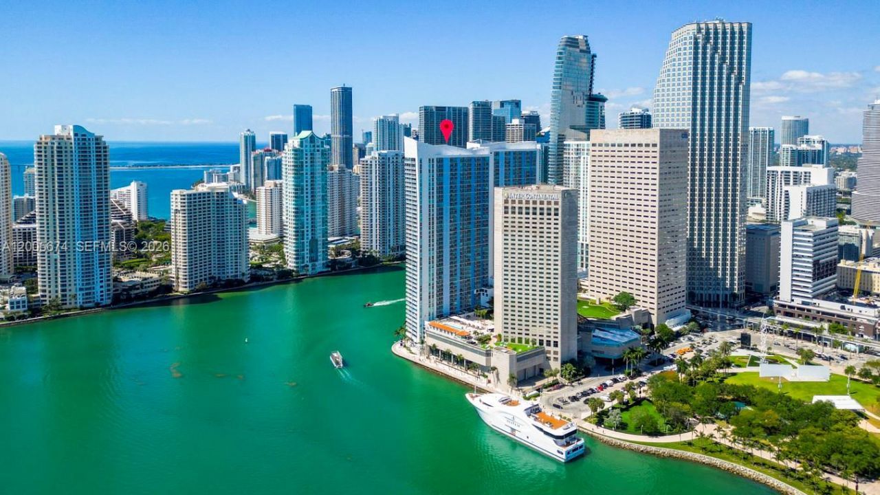 335 S Biscayne Bl, Unit 3408, Miami, FL 33131 Photo
