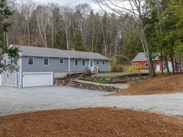 1057 Bound Tree Road, Hopkinton, NH 03229