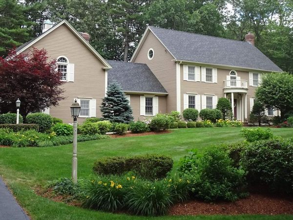 18 Hawthorne Road, Windham, NH 03087