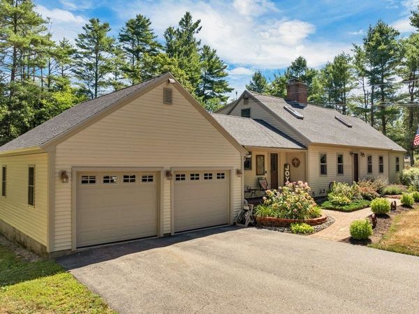 212 Wentworth Road, Brookfield, NH 03872