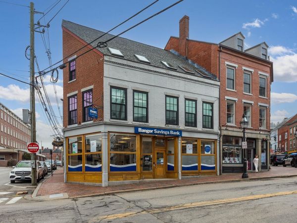 8 Bow Street, Portsmouth, NH 03801