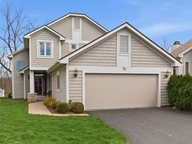 28 Bristol View Drive , Fairport, NY 14450