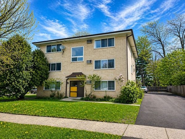 269 7th Street, Wheeling, IL 60090