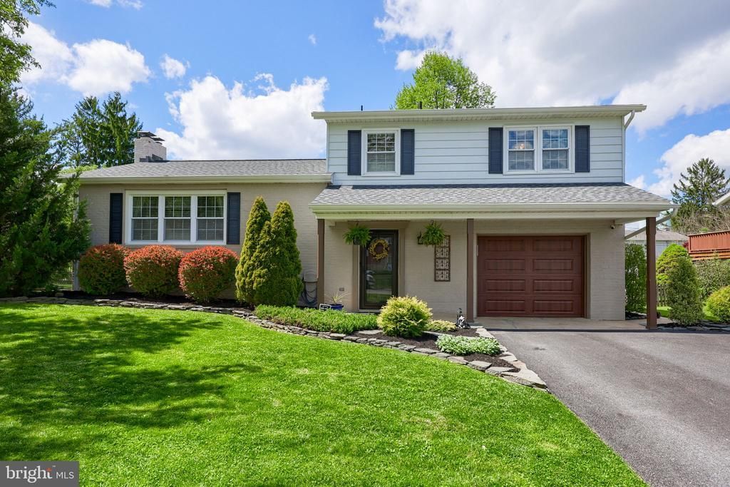 3340 Cranmere Lane, York, PA 17402 Main Photo