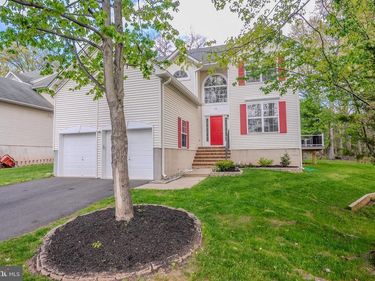23 HUNTLEY WAY, BRIDGEWATER, NJ 08807