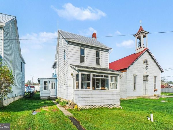 14 CHAPEL DRIVE, VIRGINVILLE, PA 19564