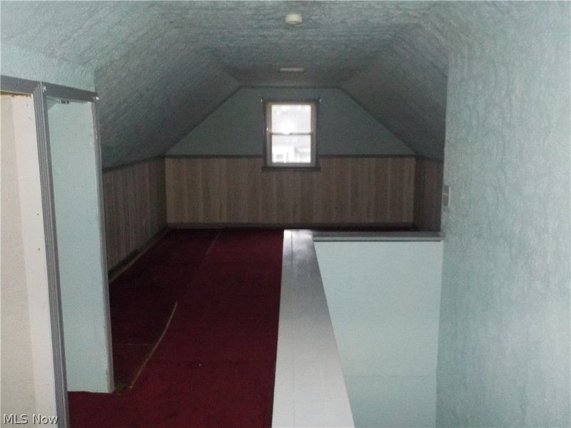 2456 E 37th Street, Lorain, OH 44055 Photo 10