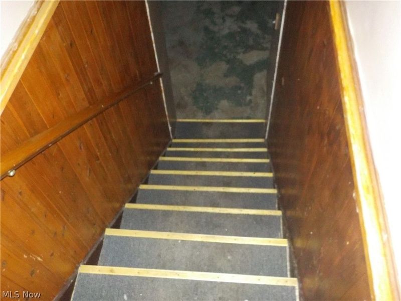 2456 E 37th Street, Lorain, OH 44055 Photo 11