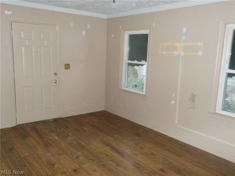 2456 E 37th Street, Lorain, OH 44055 Photo 2