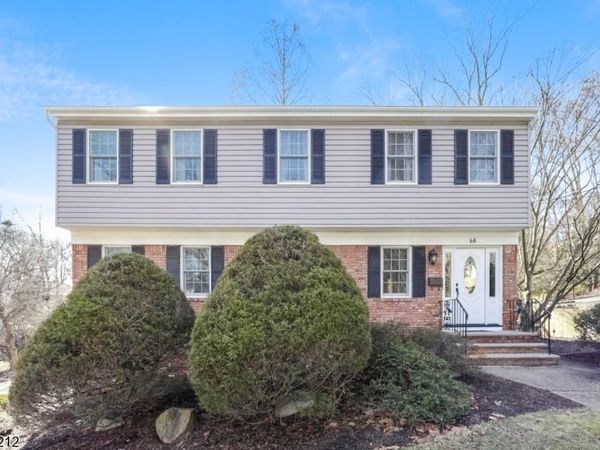 68 Colgate Ave, Paramus, NJ 07652