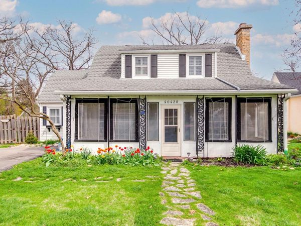 40420 102nd St, Randall, WI 53128