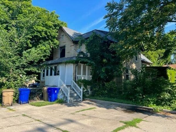 1930 57th St, Kenosha, WI 53140