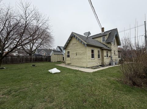 Main Photo