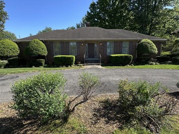 1335 Lois Lane , Bowling Green, KY 42104